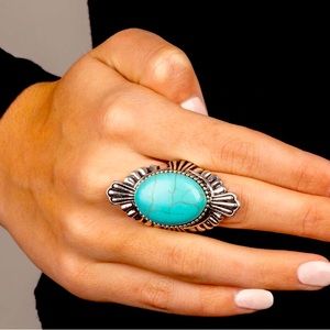 🌟3/$15 🆕NIP: Paparazzi- Pioneer Party - Oversized Turquoise Ring